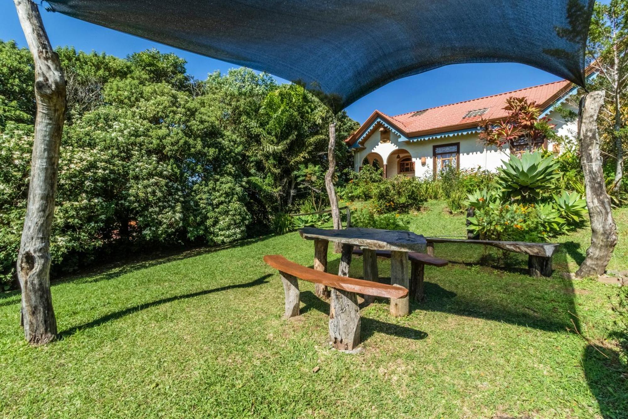 Hotel Claro De Luna Monteverde Екстер'єр фото