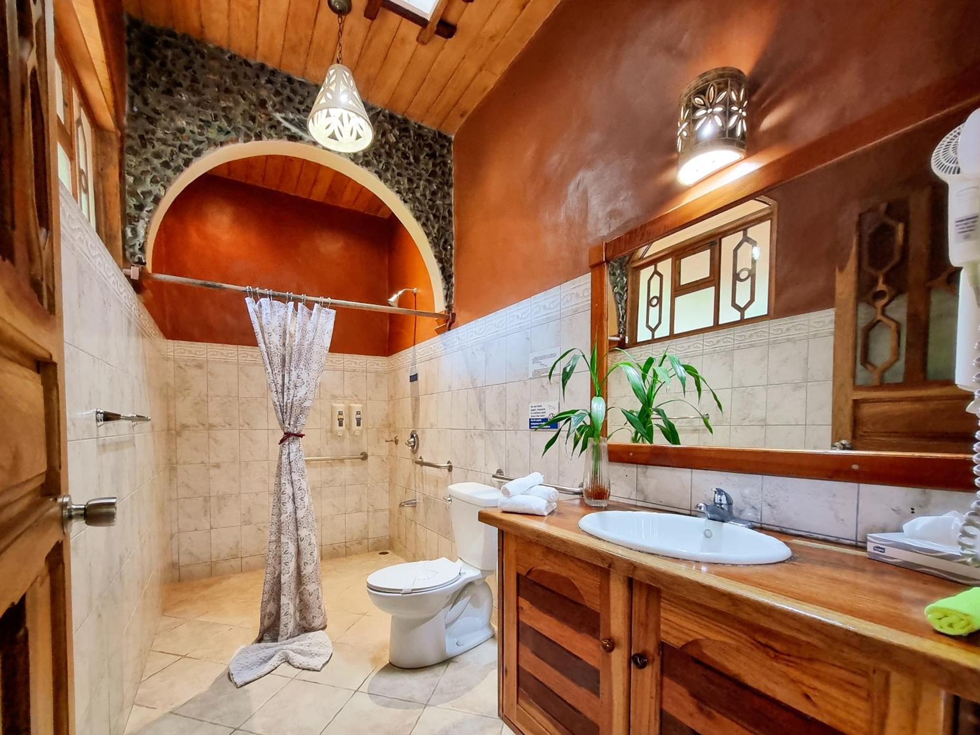 Hotel Claro De Luna Monteverde Екстер'єр фото