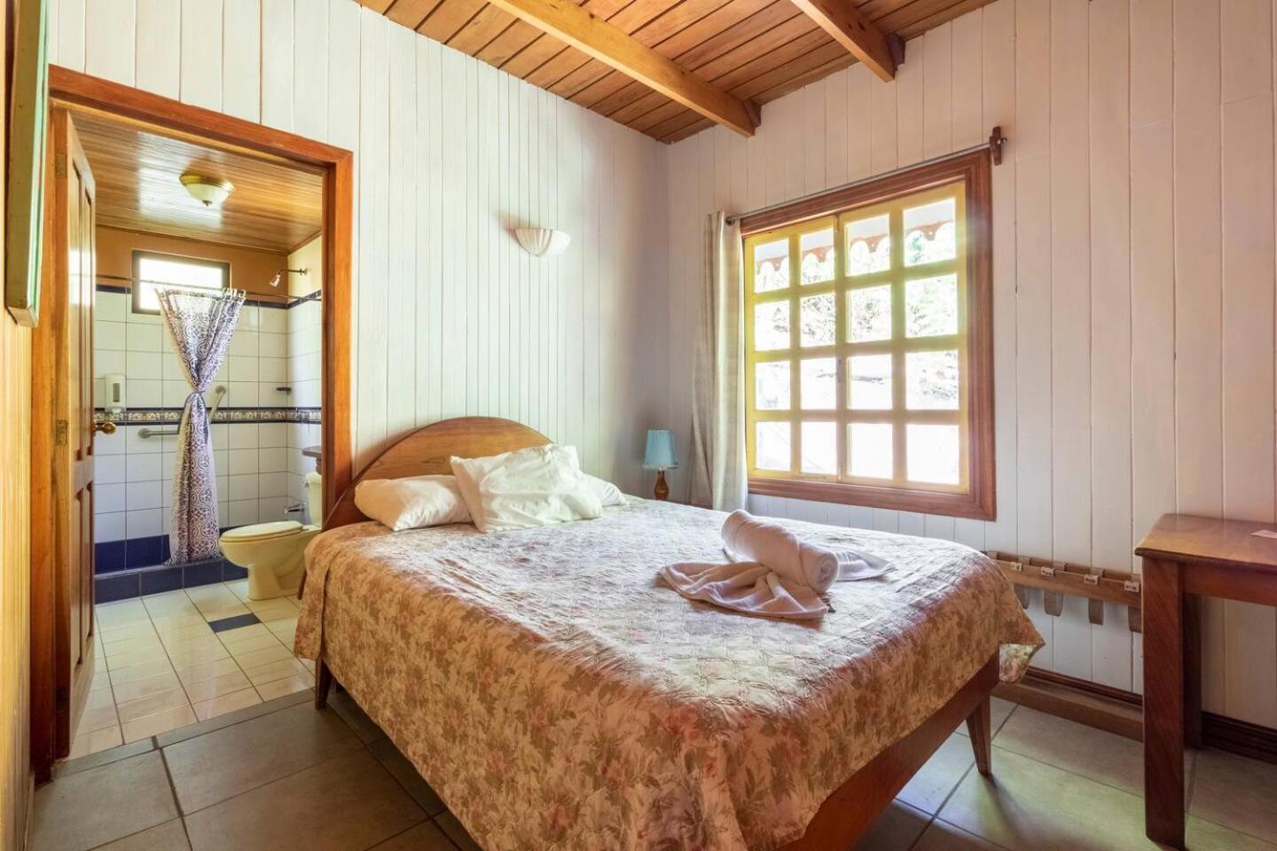Hotel Claro De Luna Monteverde Екстер'єр фото