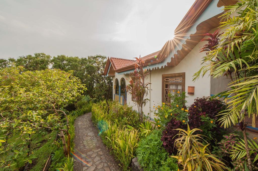 Hotel Claro De Luna Monteverde Екстер'єр фото