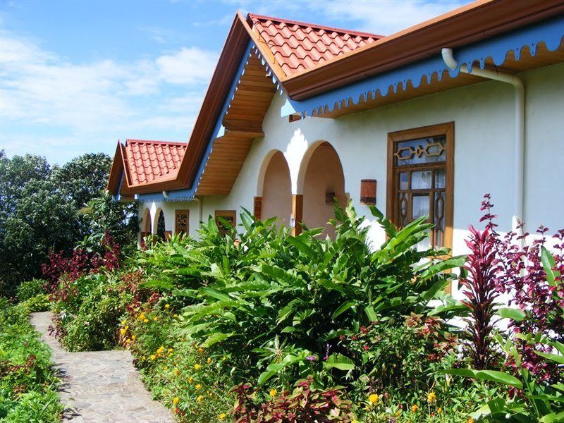 Hotel Claro De Luna Monteverde Екстер'єр фото